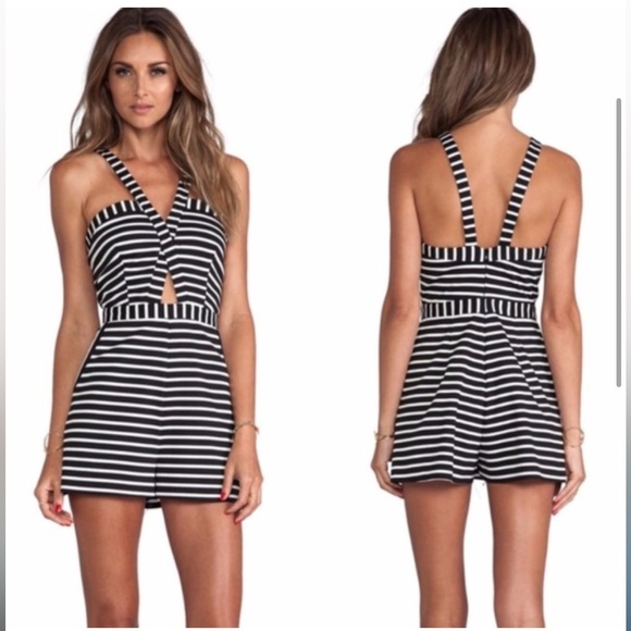Revolve Bec & Bridge US size 4 stripe romper - cut out - Picture 2 of 7
